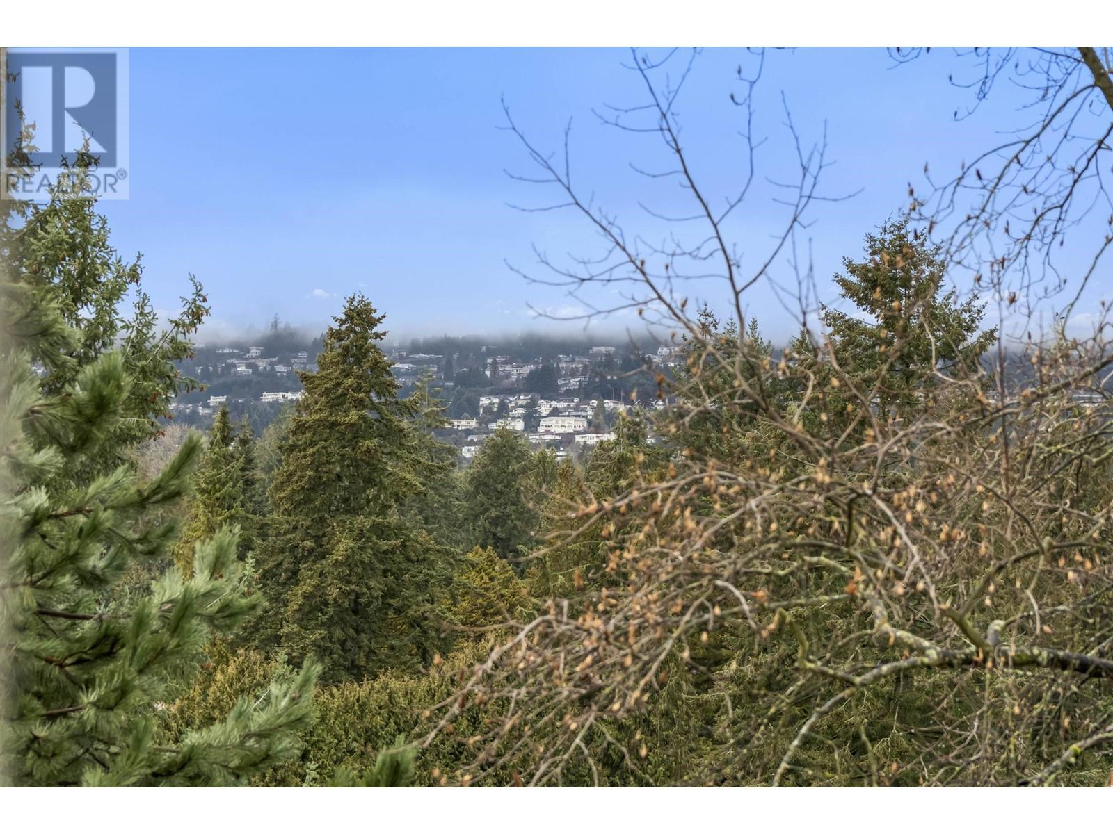 1102 2012 FULLERTON AVENUE, North Vancouver real estate listing R2969504
