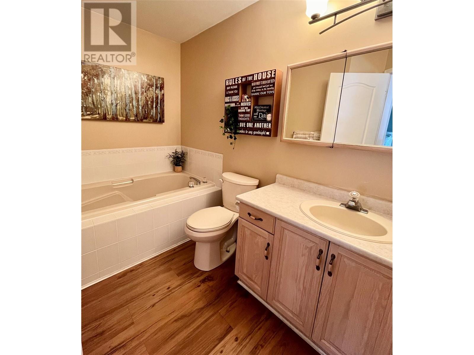 3808 SAWGRASS Drive, Osoyoos