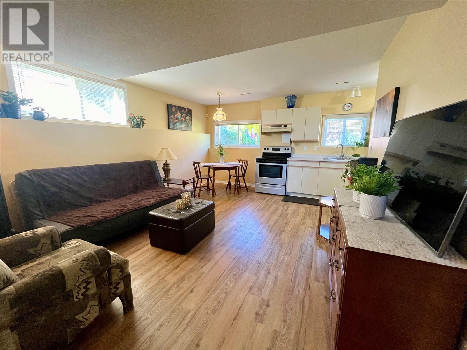 3808 SAWGRASS Drive, Osoyoos