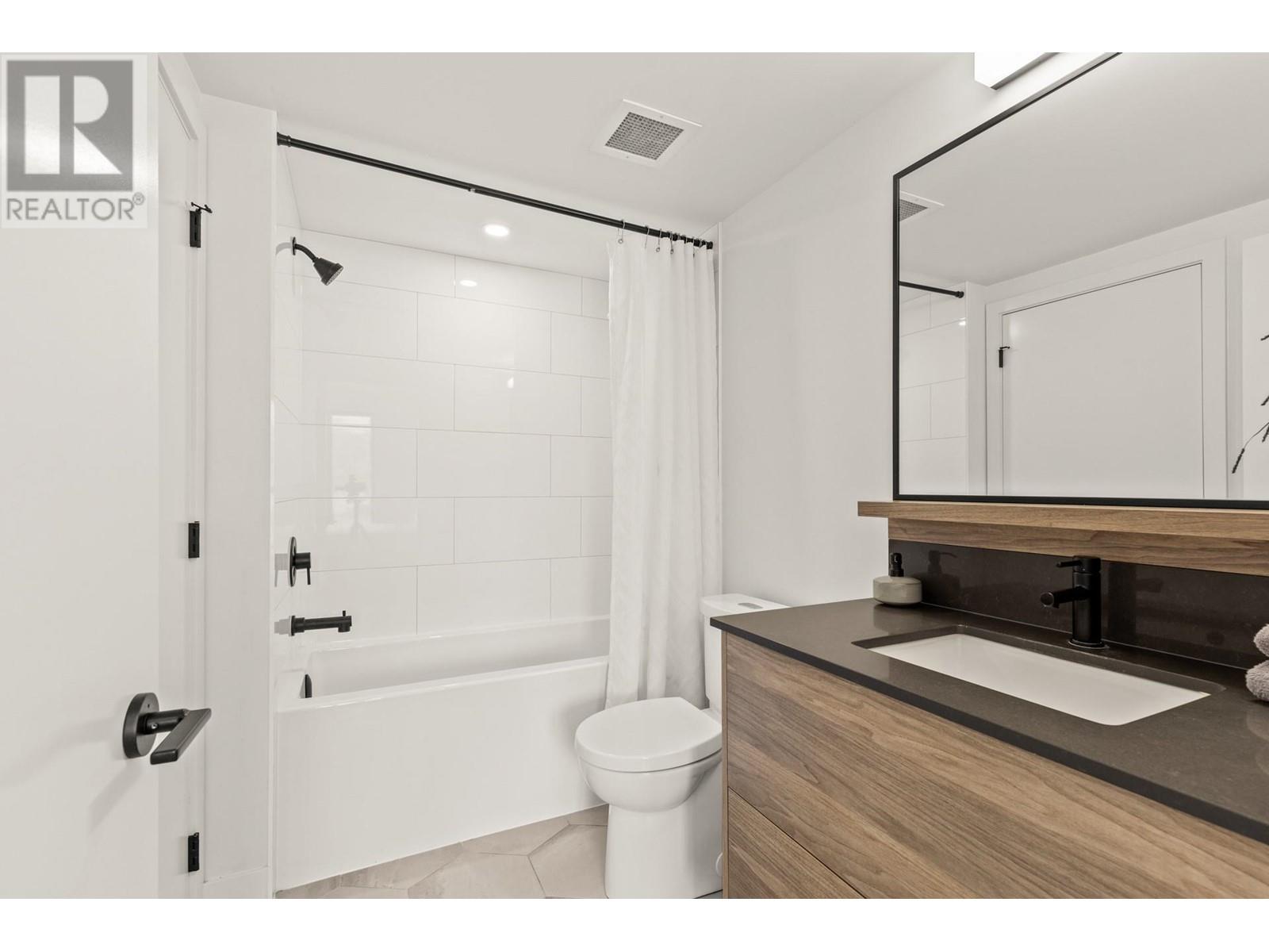 606 1471 St Paul Street, Kelowna