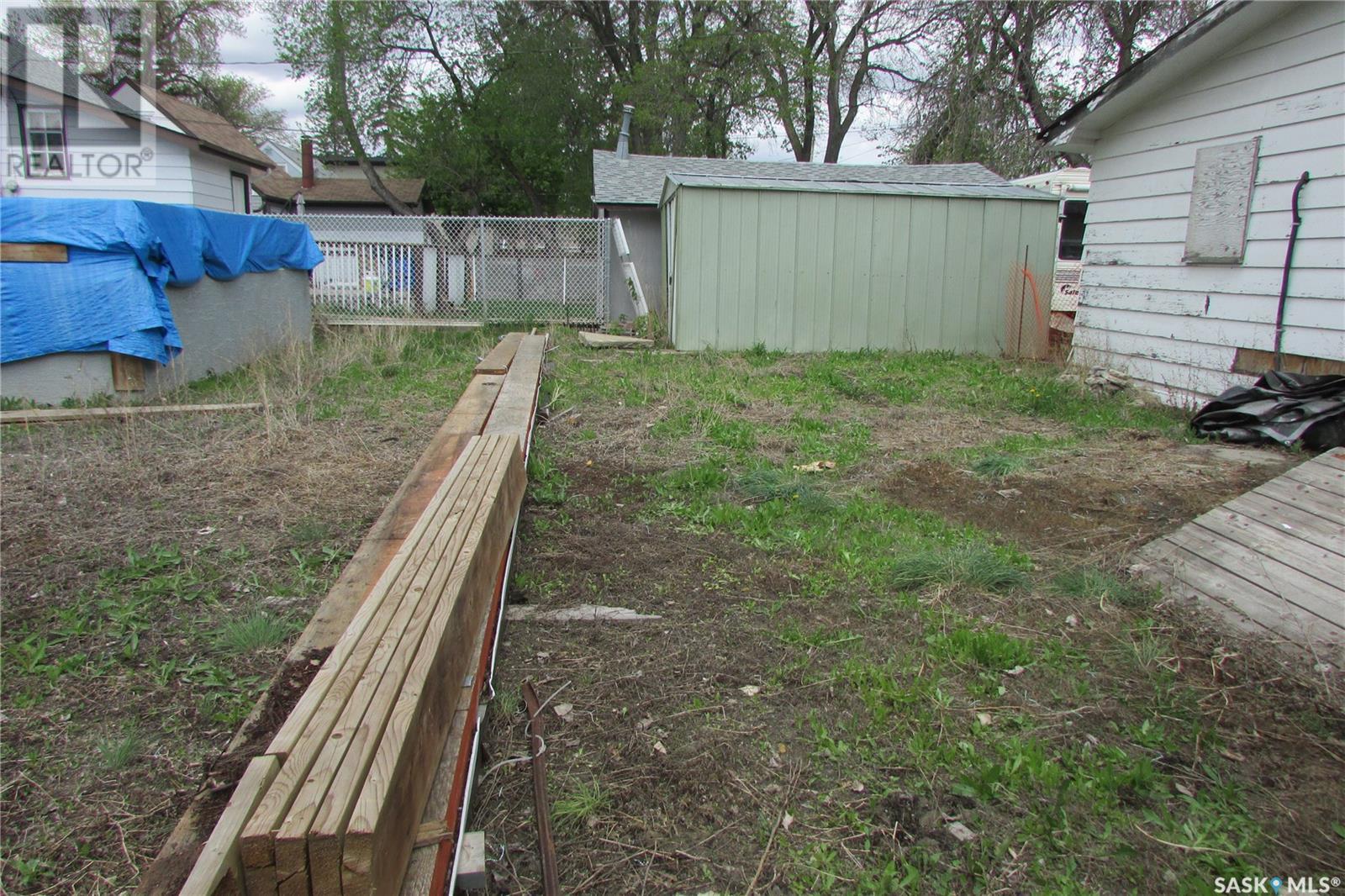 Photo 5 of 45 Cecil Crescent, Regina SK