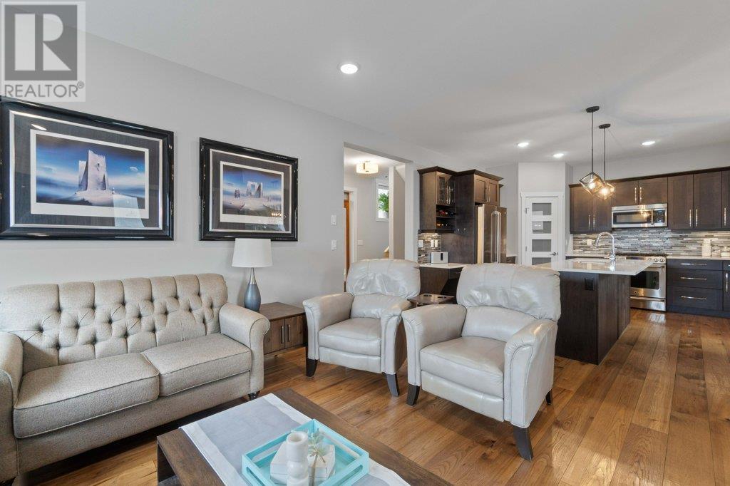  1750 20 Avenue Northeast, Salmon Arm