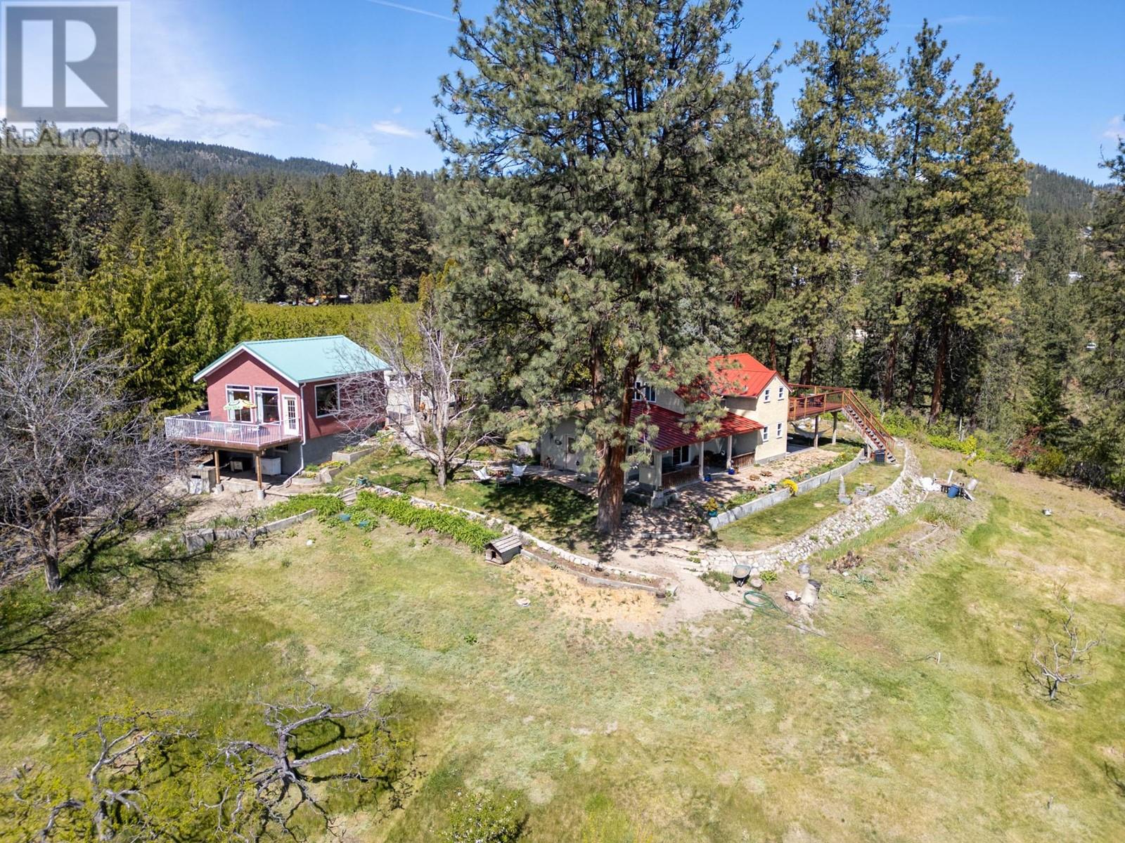 5010 Elliott Avenue, Peachland