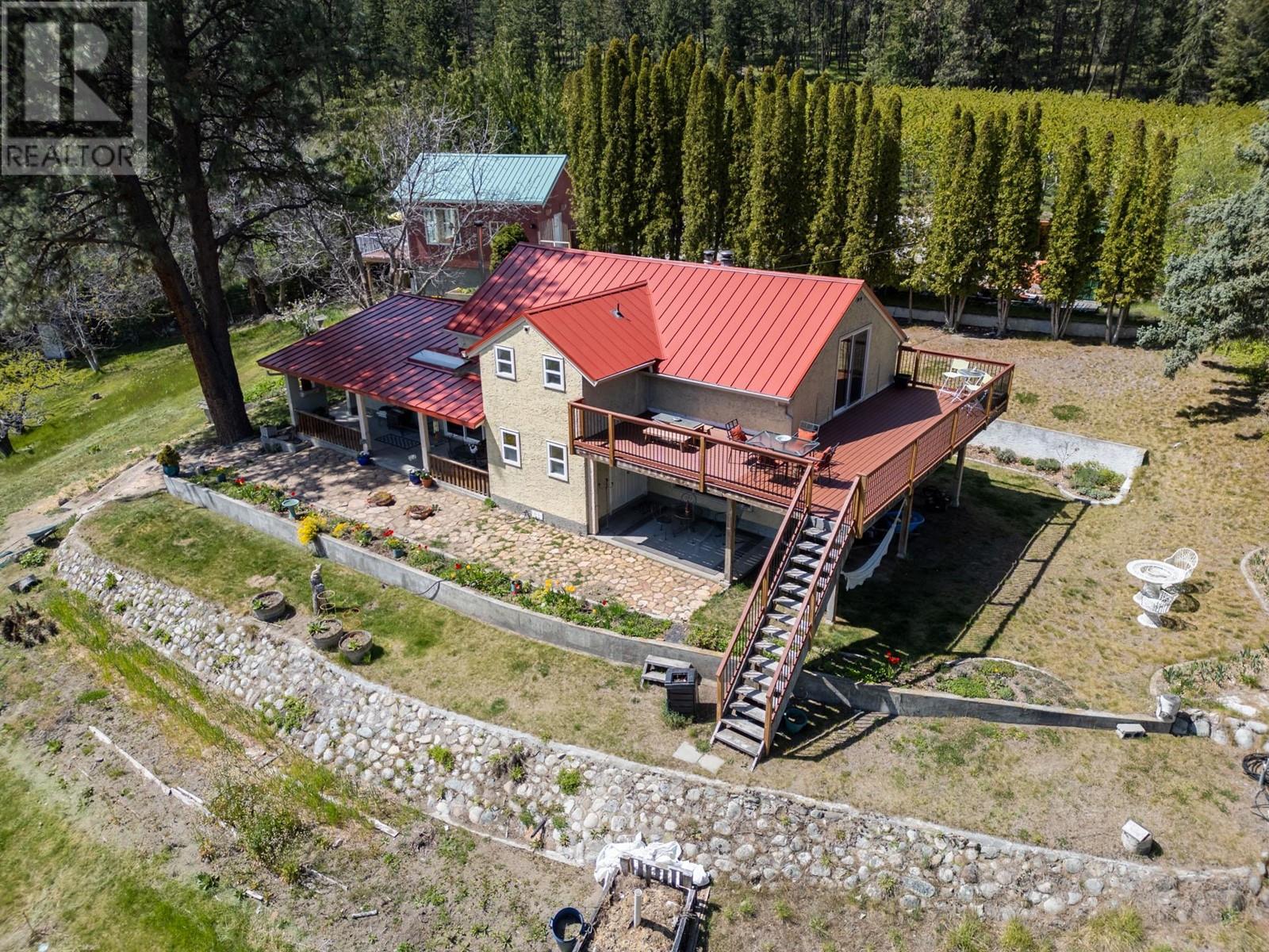 5010 Elliott Avenue, Peachland