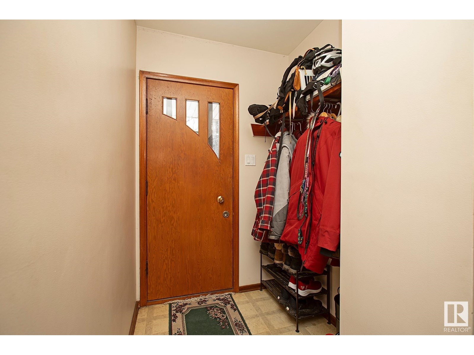 5508 120 AV NW, Edmonton