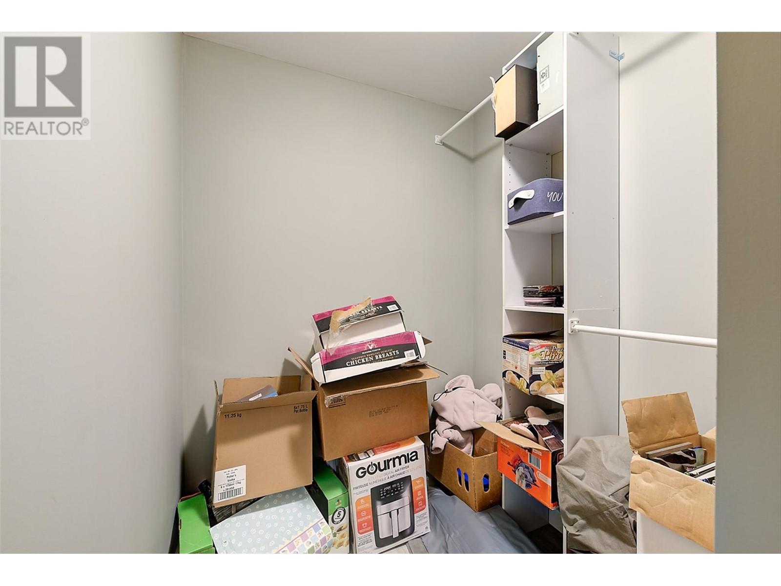 3004 37 STREET - Image 35