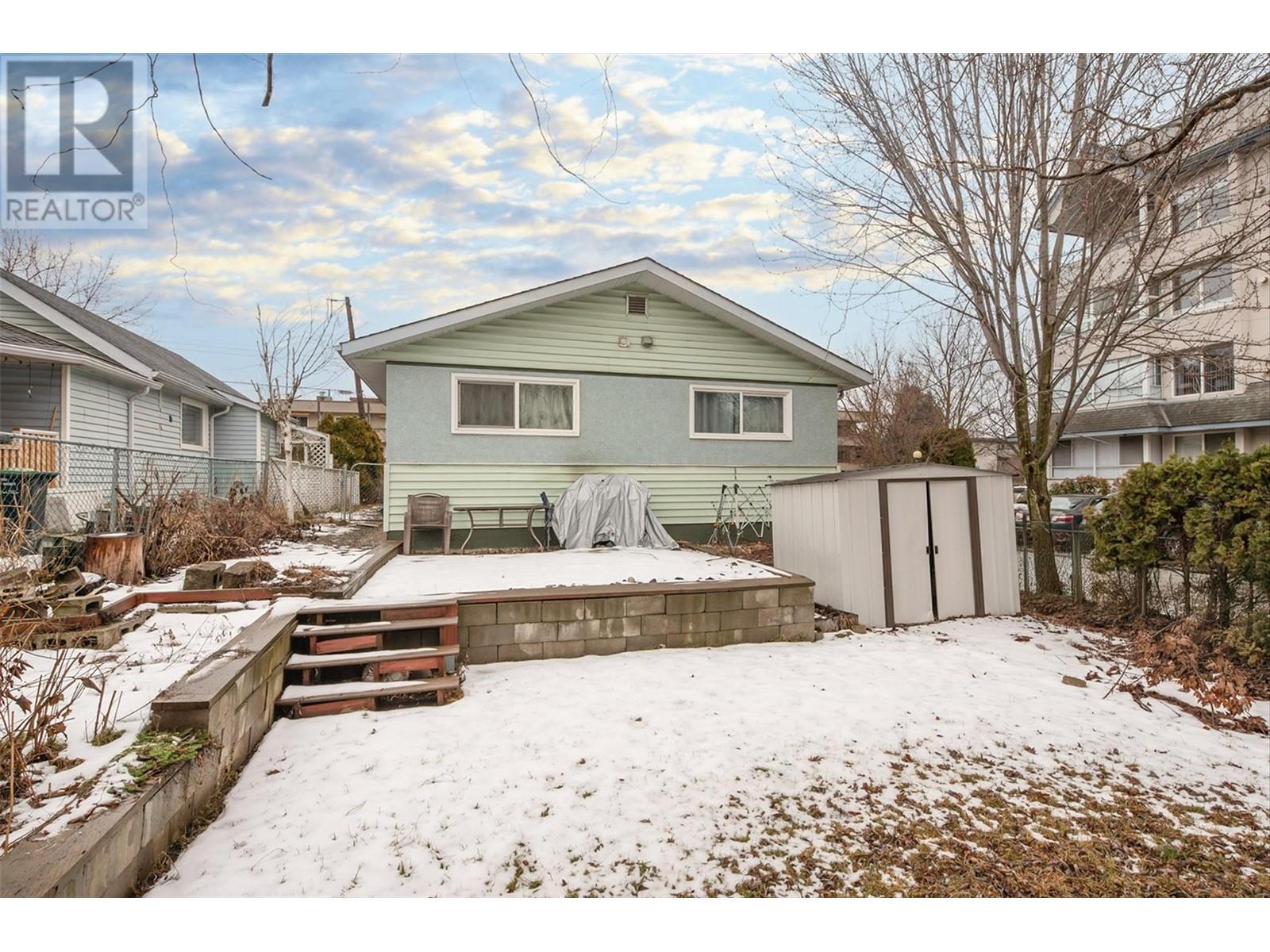 3004 37 STREET - Image 7