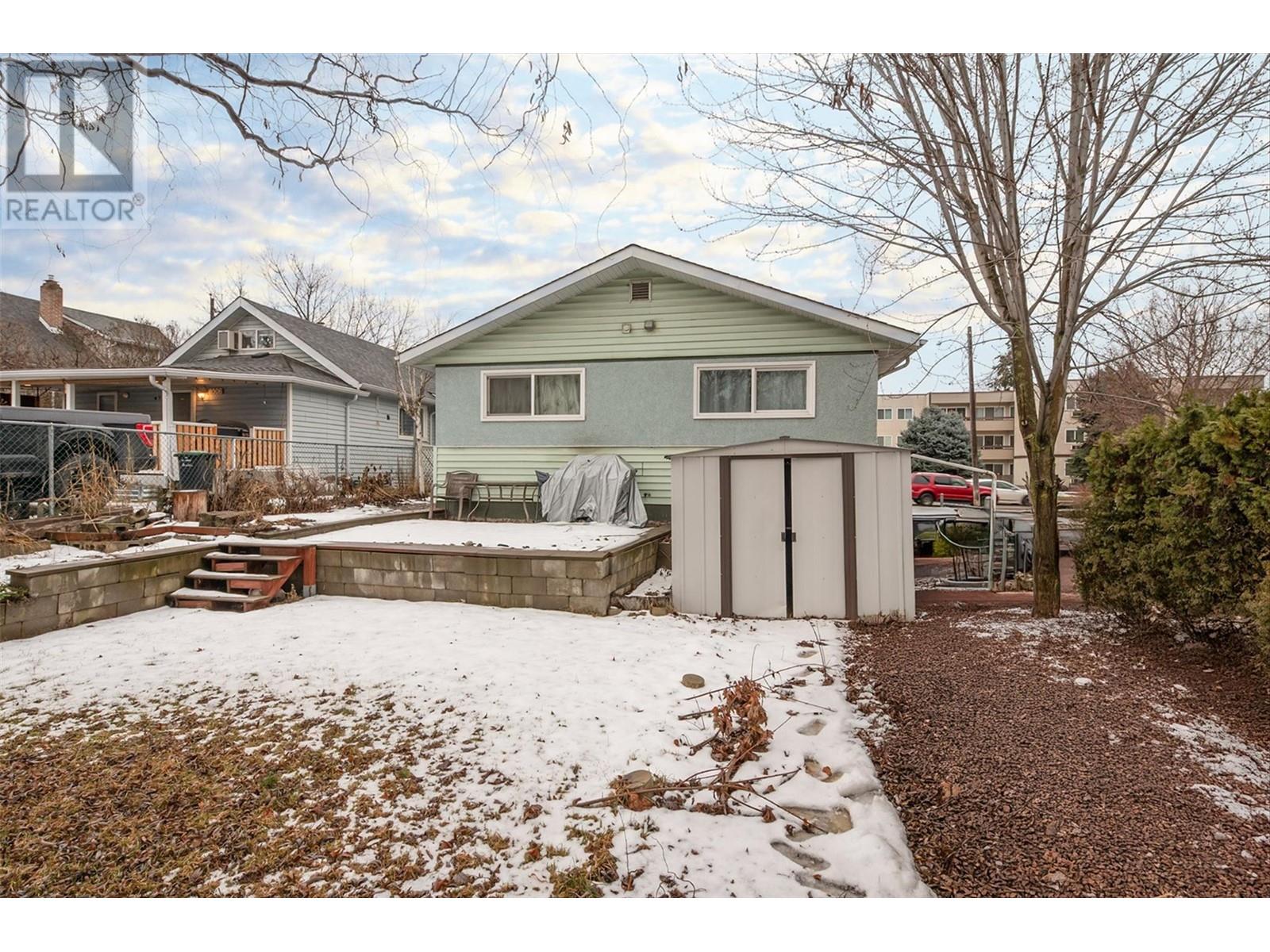 3004 37 STREET - Image 41
