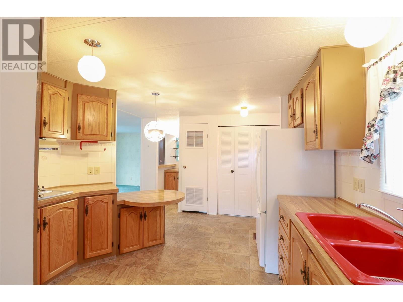 11 999 Burnaby Avenue, Penticton