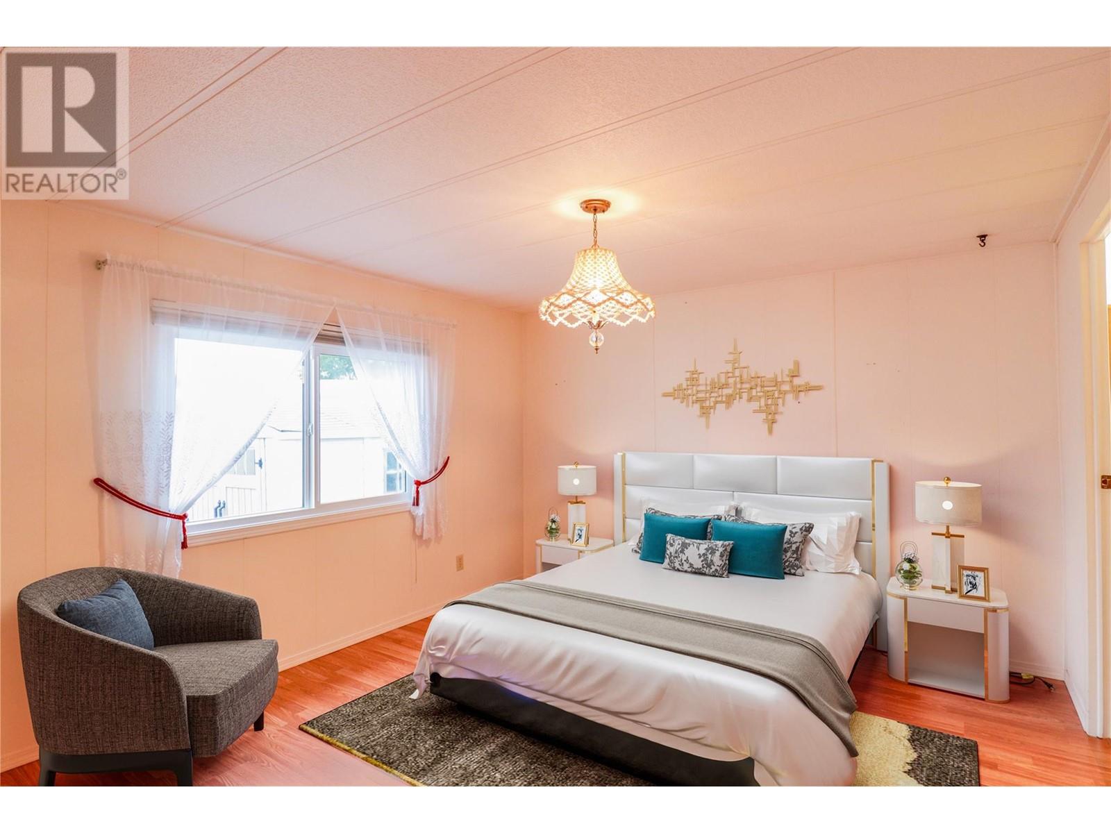 11 999 Burnaby Avenue, Penticton