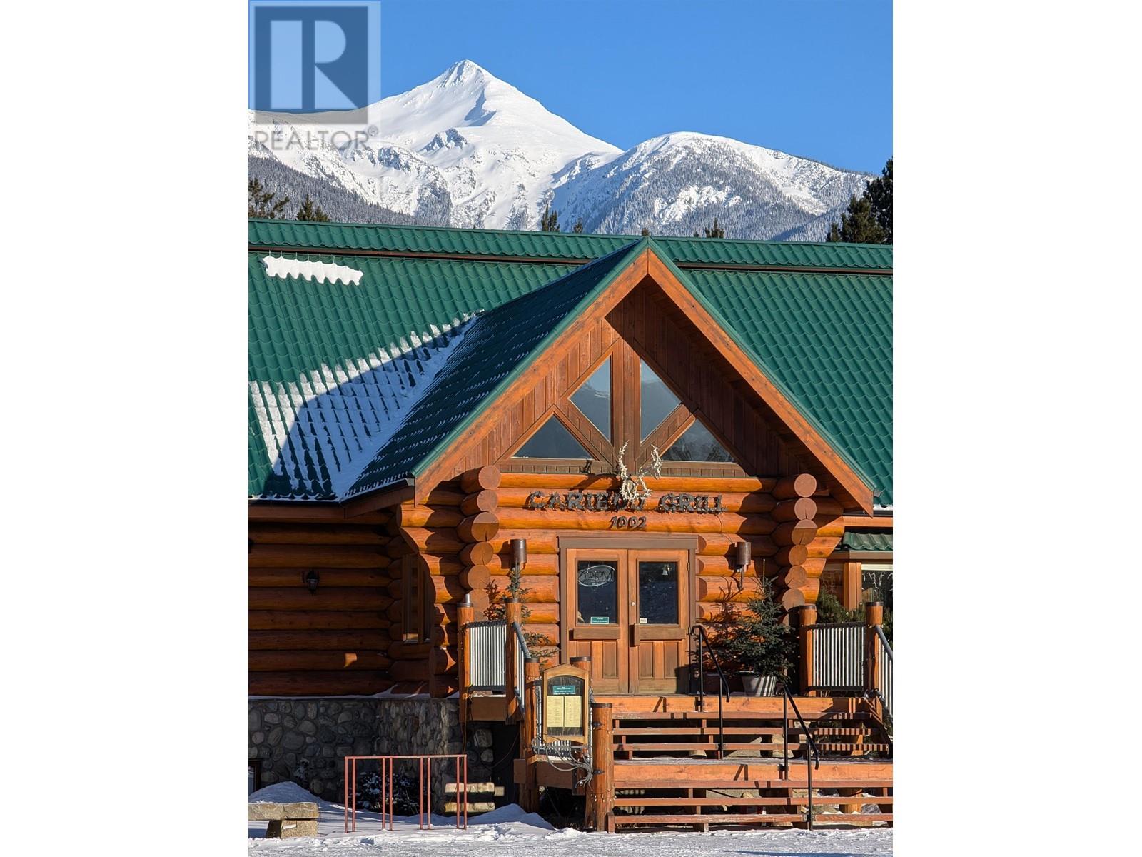 1002 5 AVENUE - Photo 2 of 26, Valemount, British Columbia