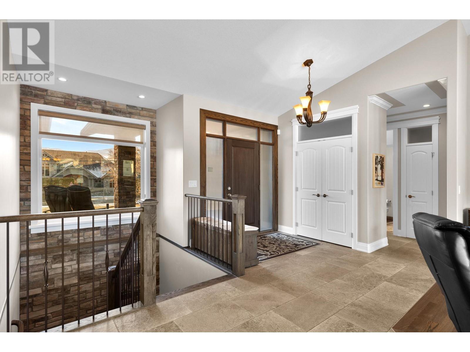  1678 Pritchard Drive, West Kelowna