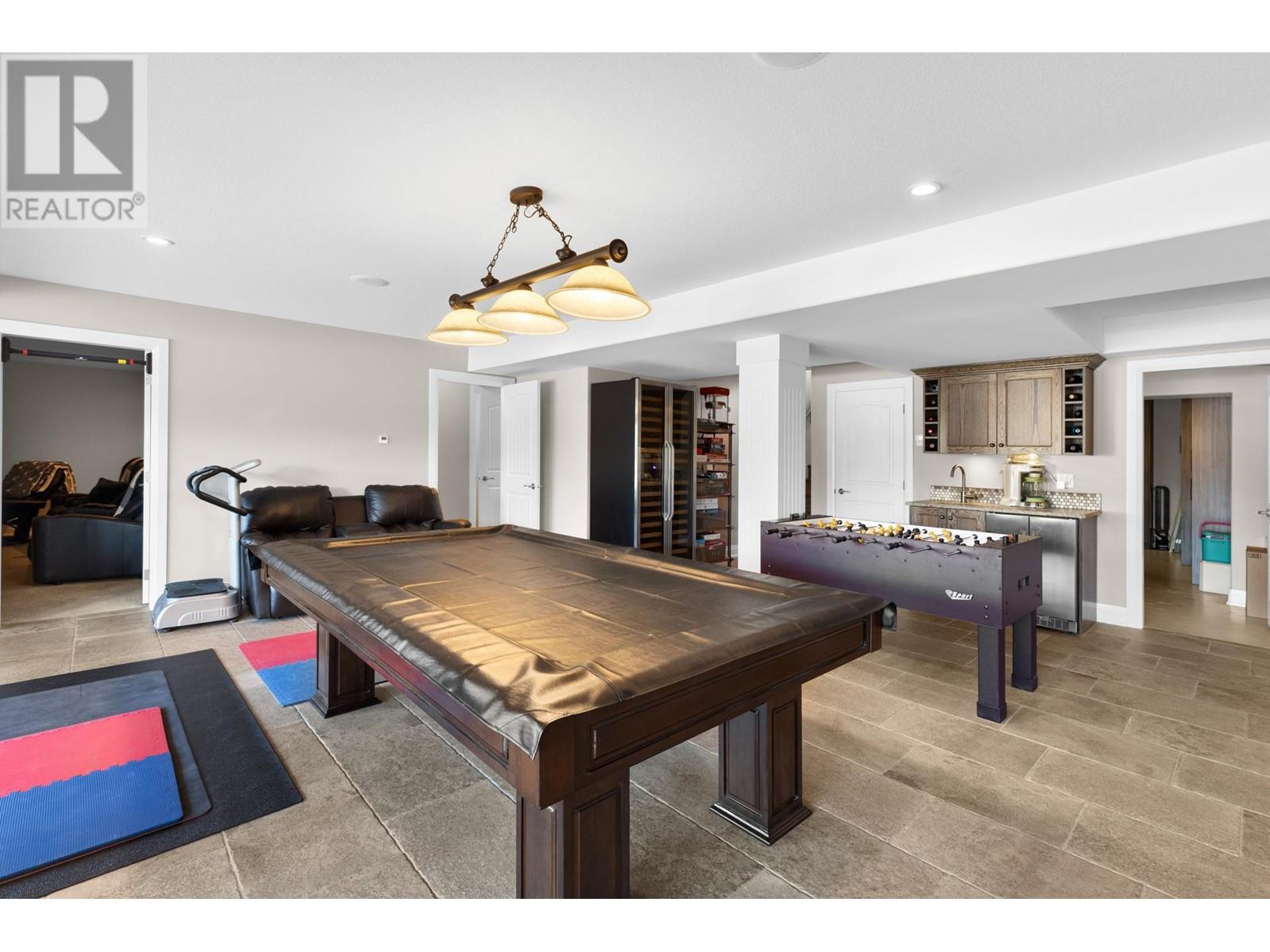  1678 Pritchard Drive, West Kelowna