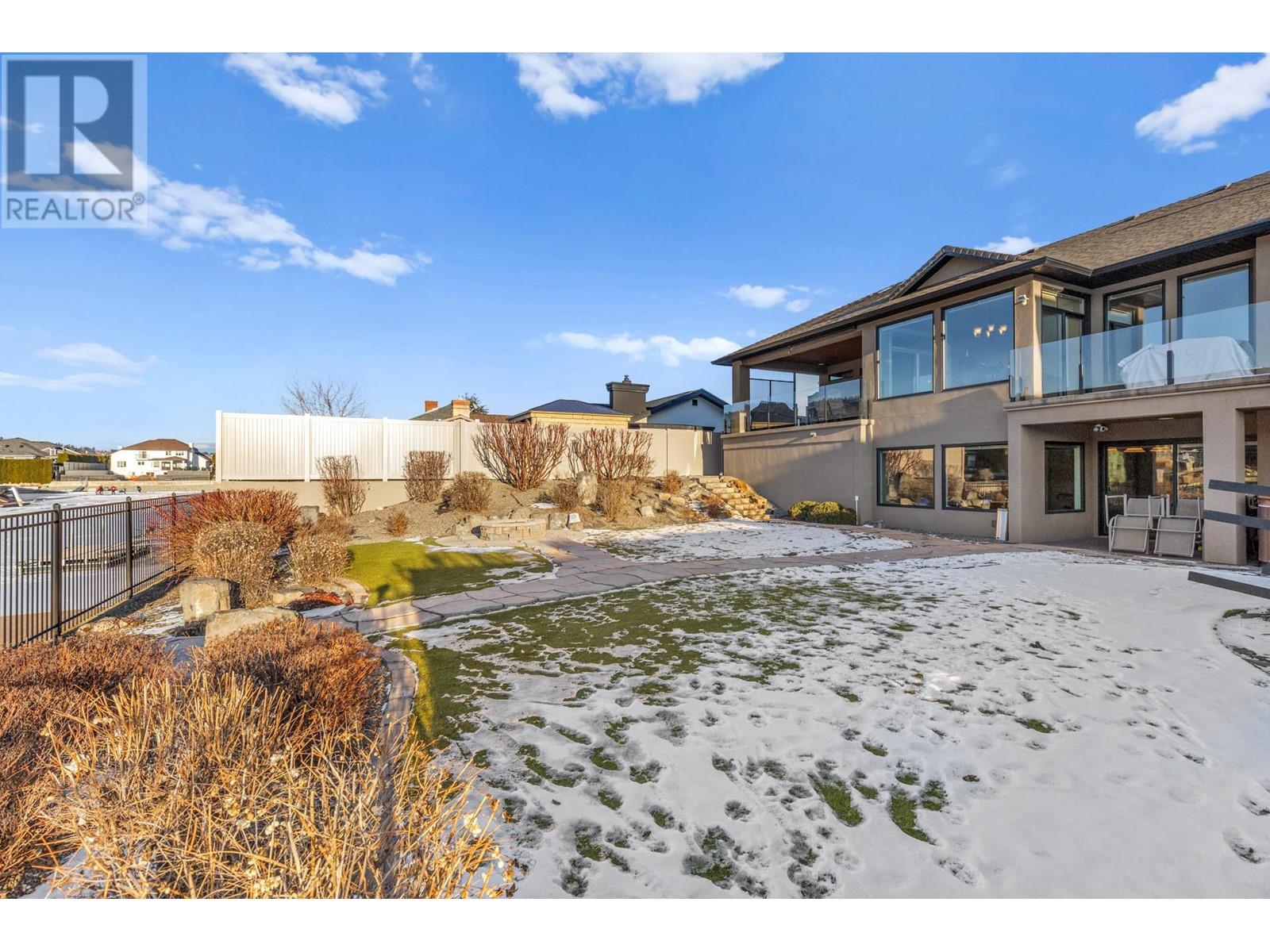  1678 Pritchard Drive, West Kelowna
