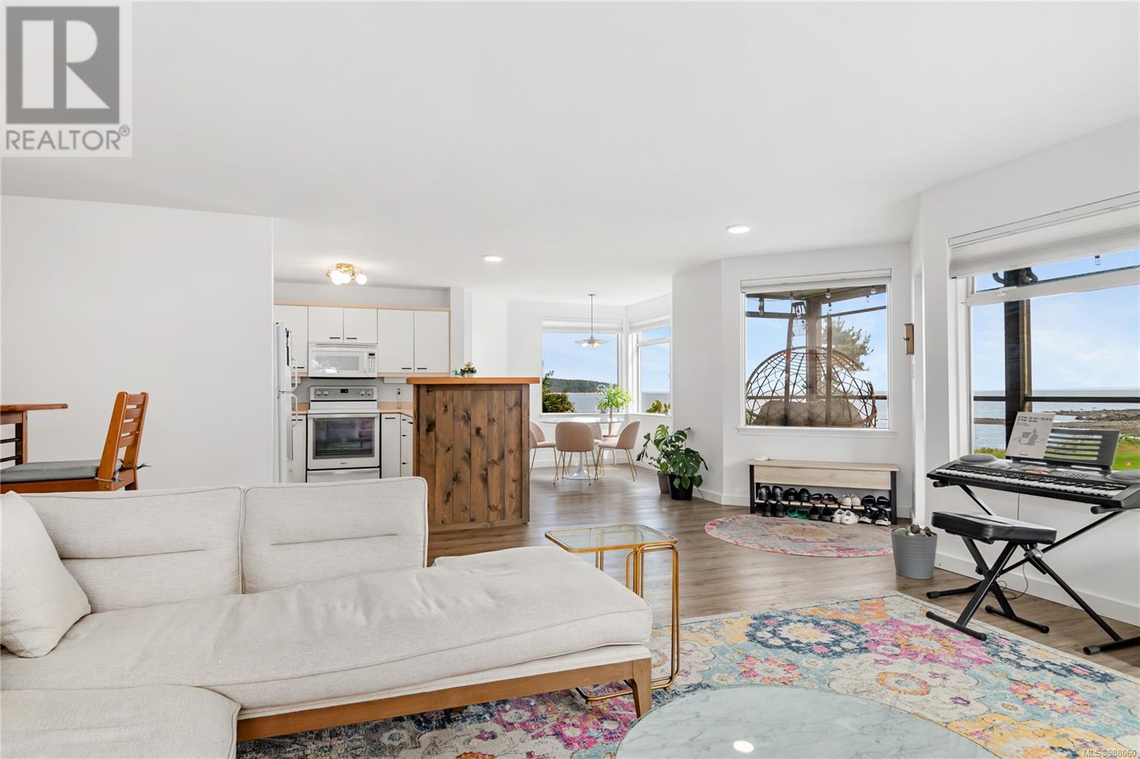 3210 27 Island Hwy S, Campbell River real estate listing 988060