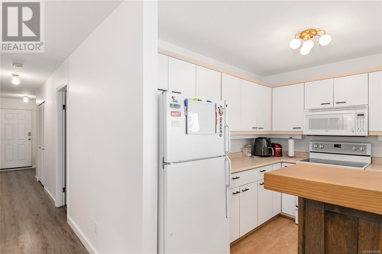 3210 27 Island Hwy S, Campbell River real estate listing 988060