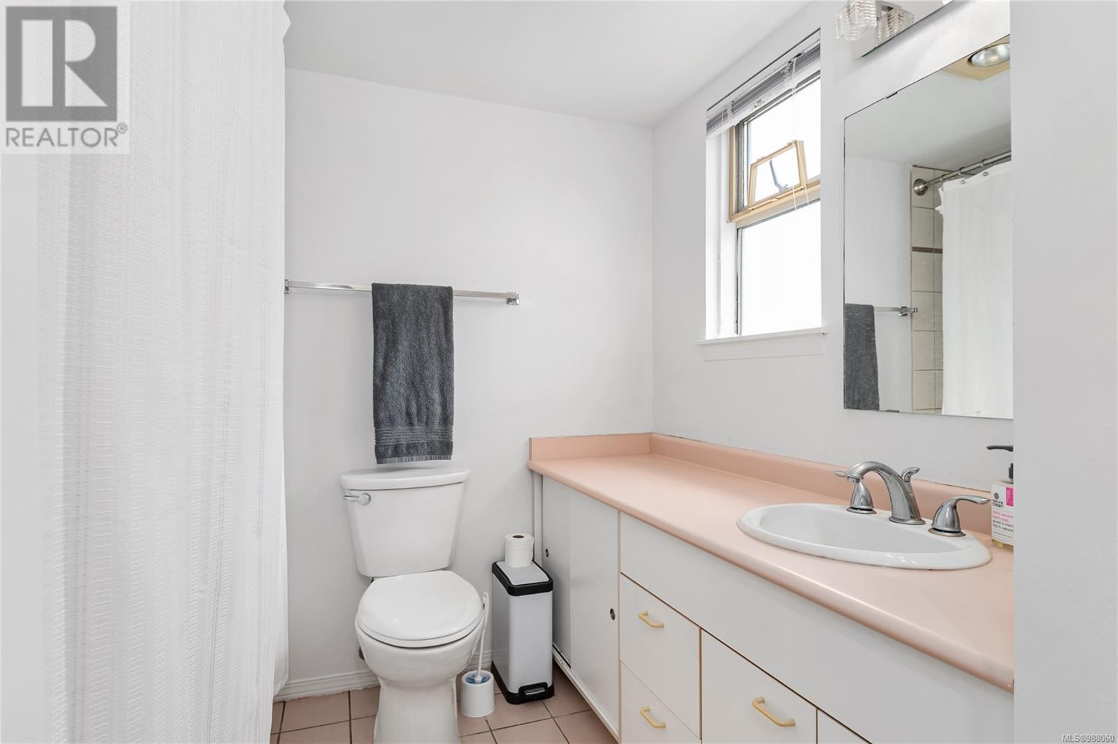 3210 27 Island Hwy S, Campbell River real estate listing 988060