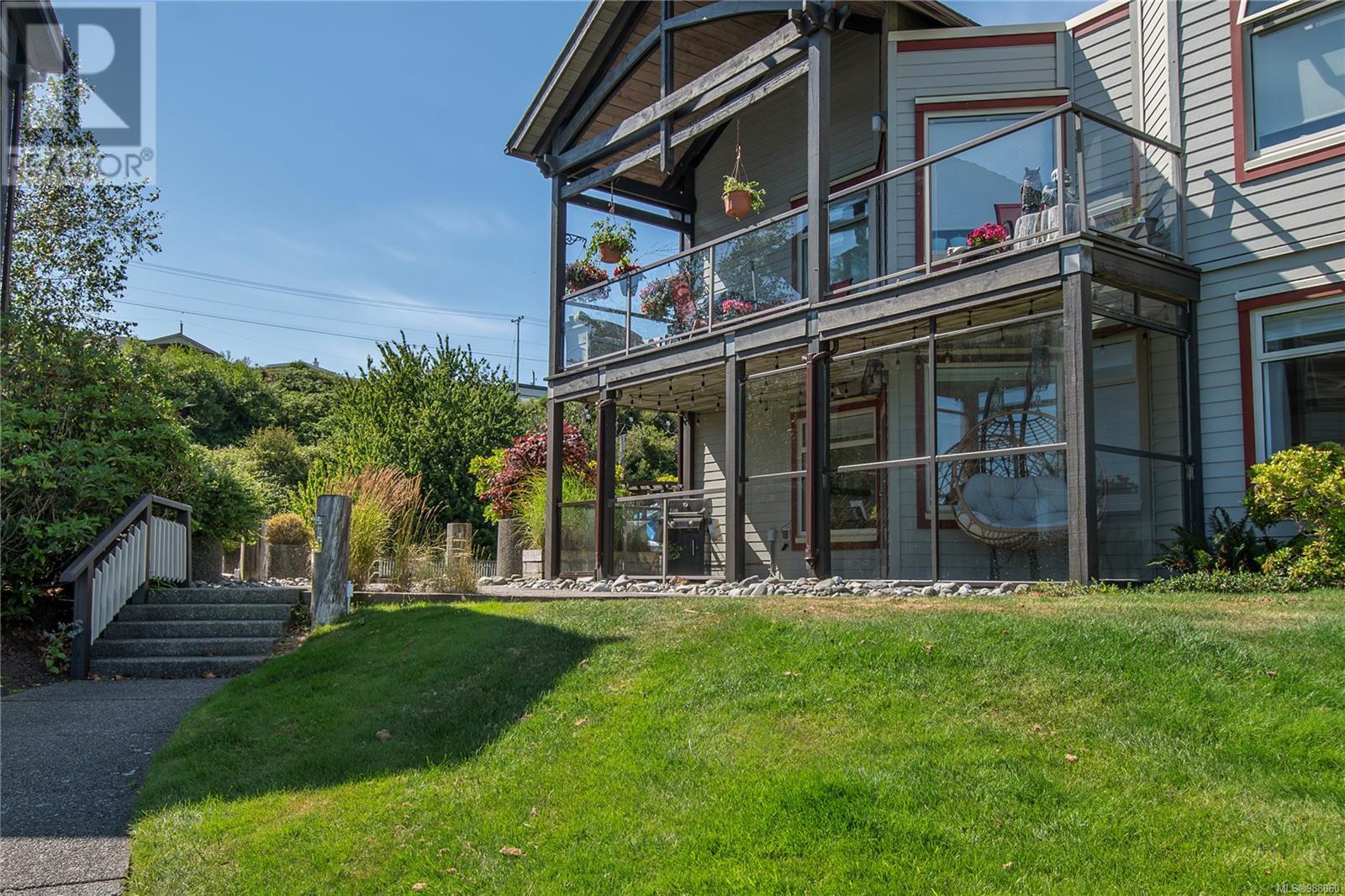 3210 27 Island Hwy S, Campbell River real estate listing 988060
