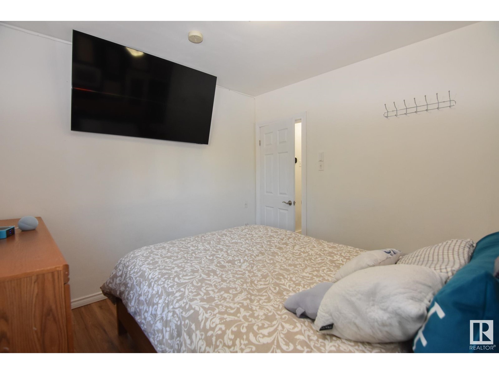 10810 106 ST NW, Edmonton