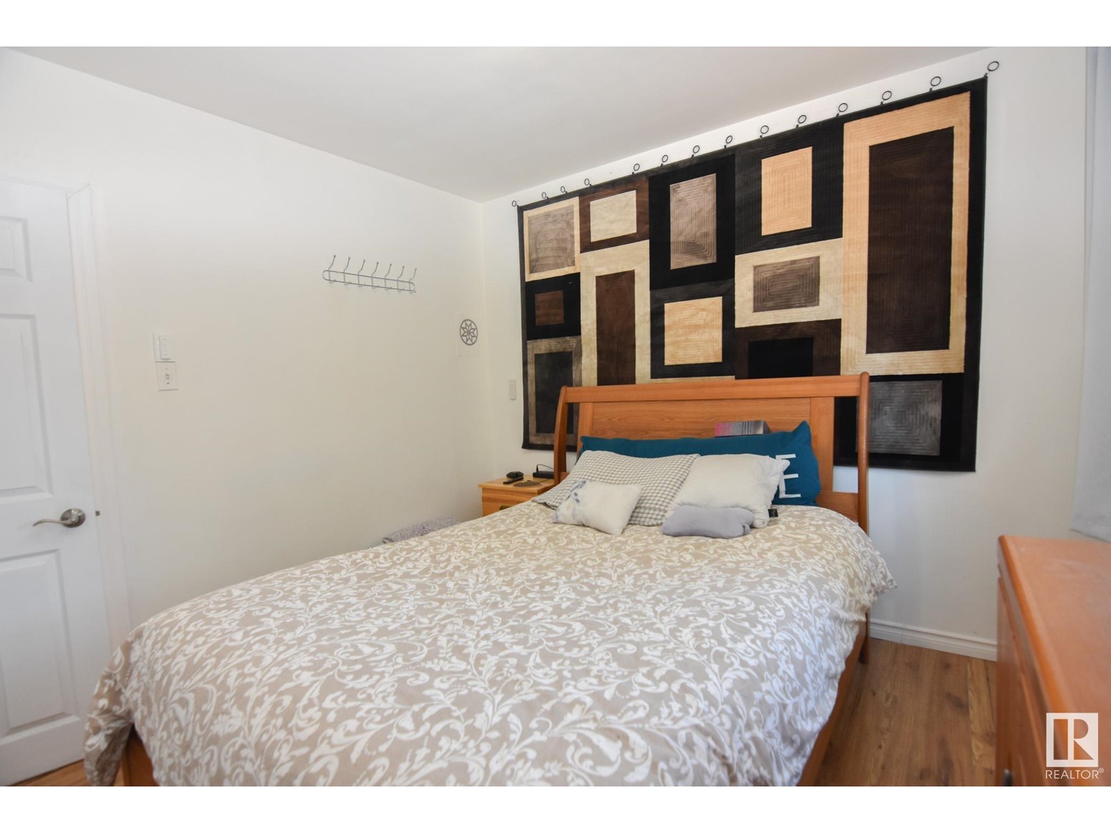 10810 106 ST NW, Edmonton