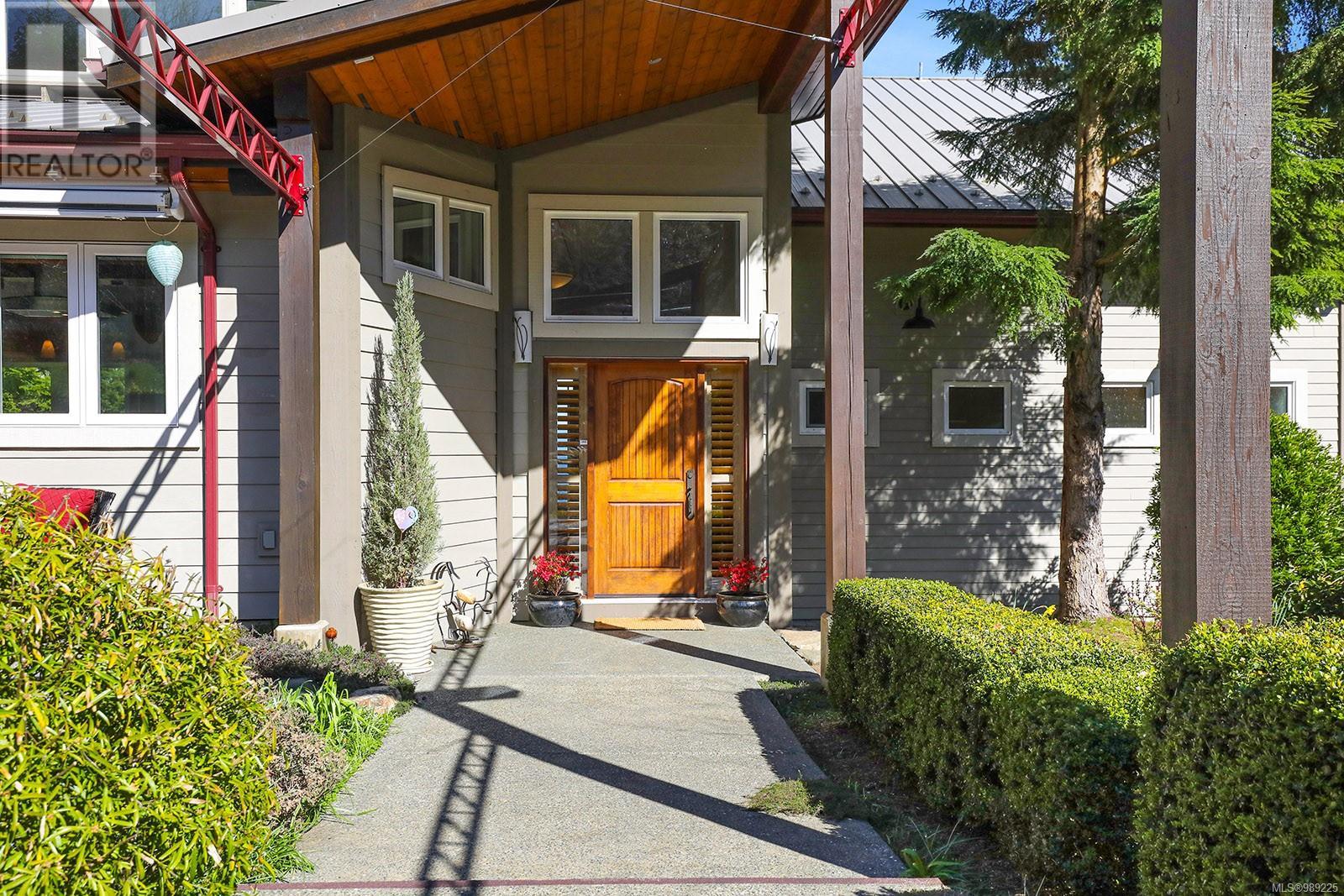 6520 Eagles Dr, Courtenay real estate listing 989225