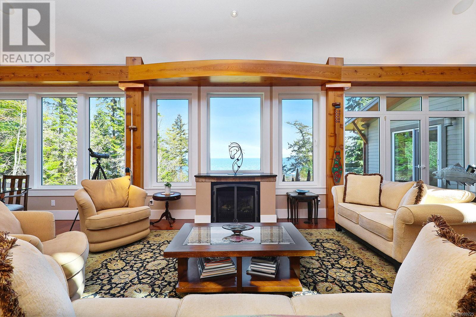 6520 Eagles Dr, Courtenay real estate listing 989225