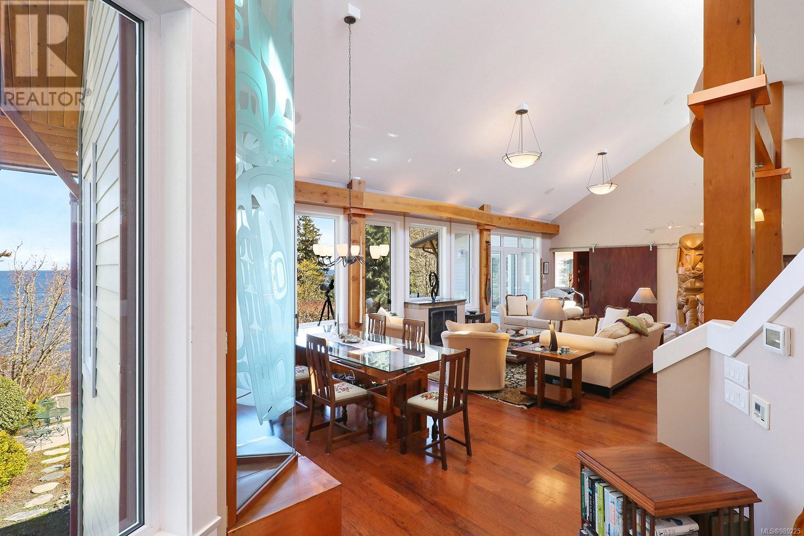 6520 Eagles Dr, Courtenay real estate listing 989225