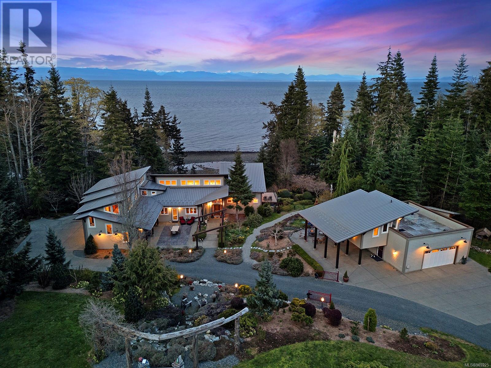 6520 Eagles Dr, Courtenay real estate listing 989225