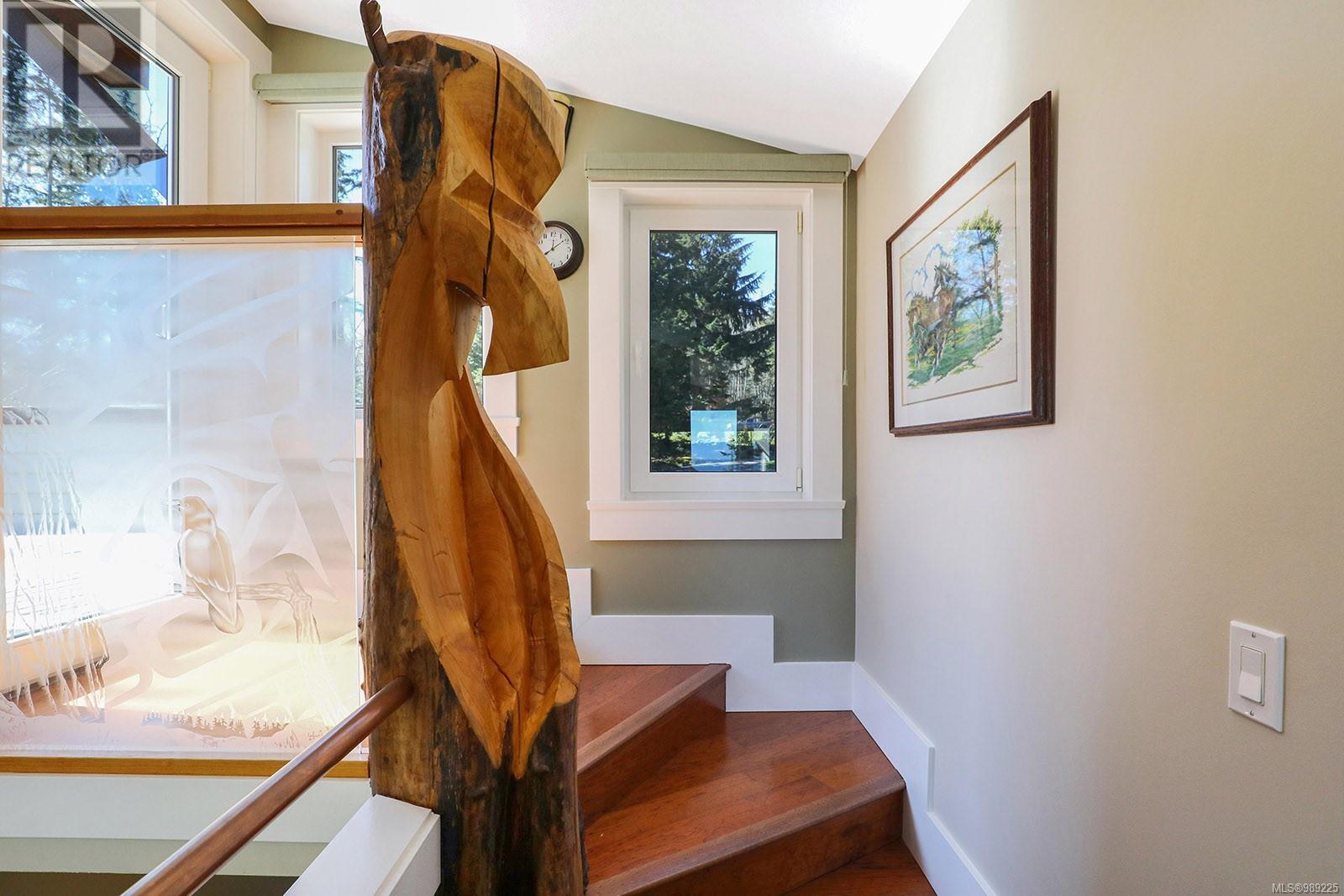 6520 Eagles Dr, Courtenay real estate listing 989225