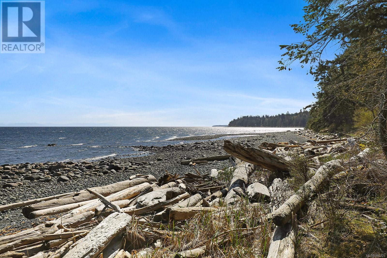 6520 Eagles Dr, Courtenay real estate listing 989225