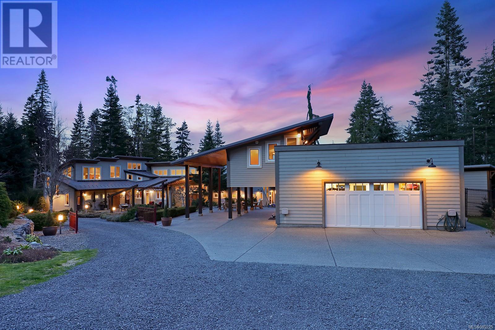 6520 Eagles Dr, Courtenay real estate listing 989225