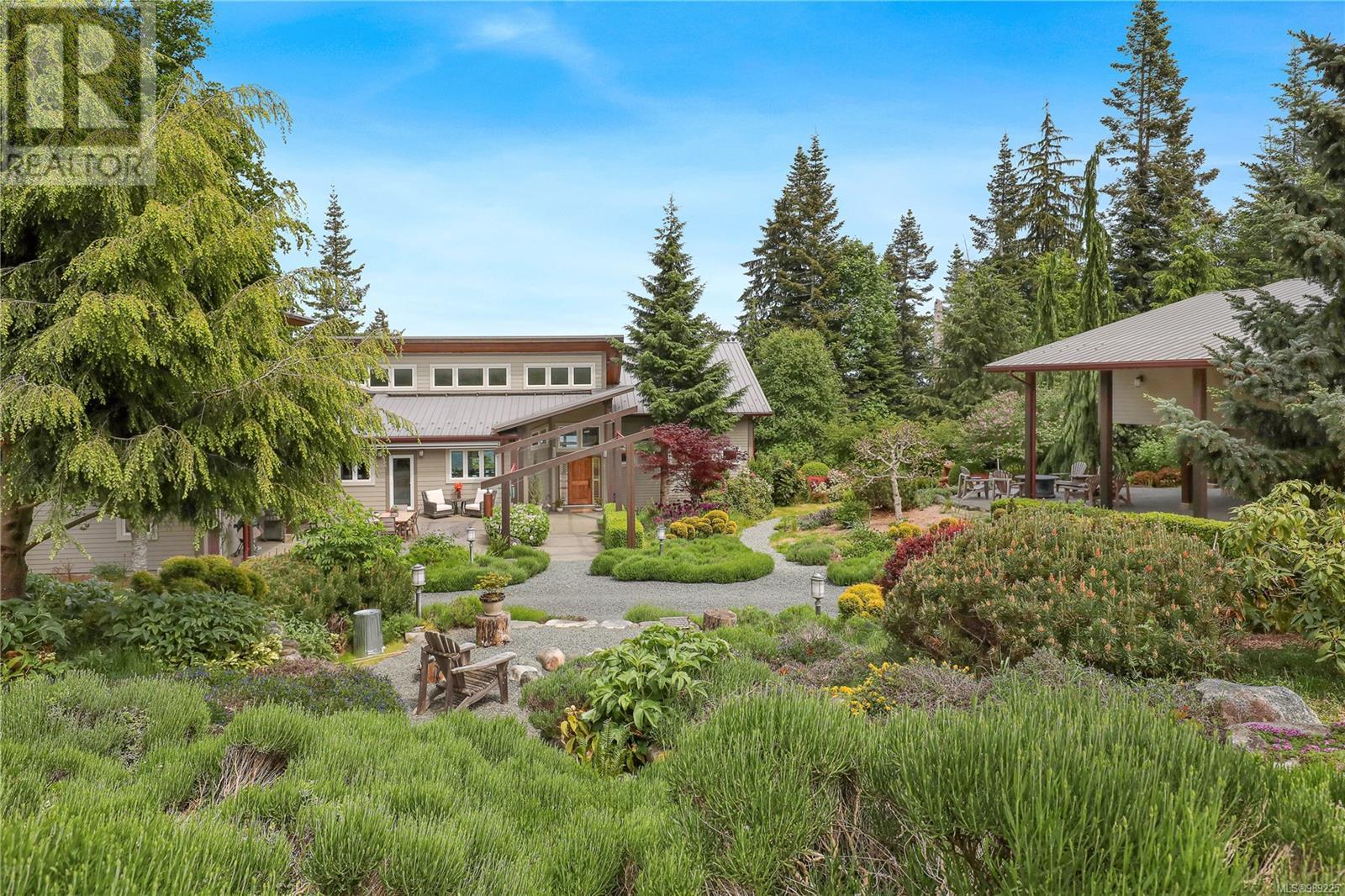6520 Eagles Dr, Courtenay real estate listing 989225