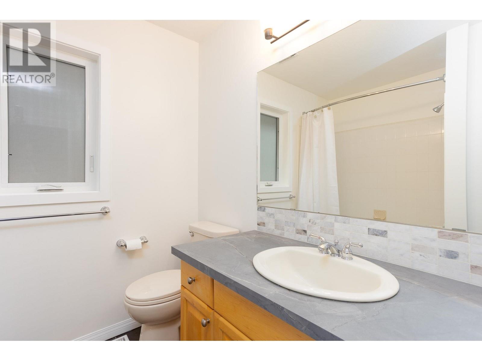  1542 Klein Road, West Kelowna