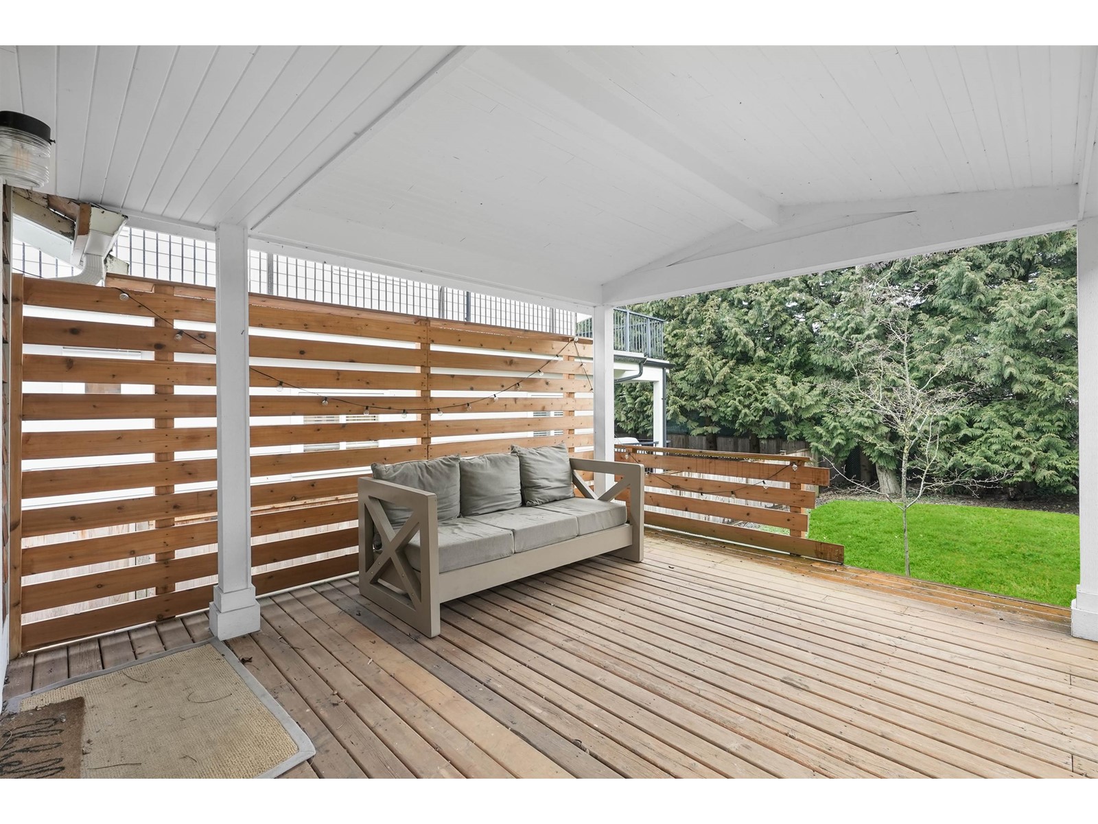 828 KENT STREET, White Rock real estate listing R2971553