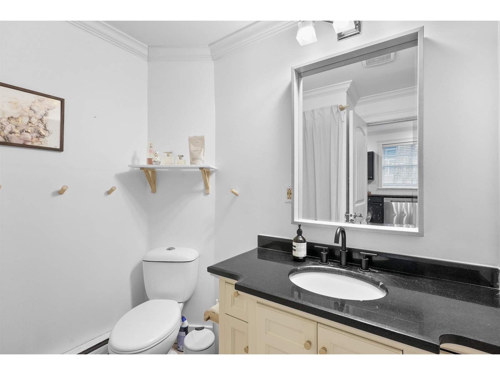 828 KENT STREET, White Rock real estate listing R2971553