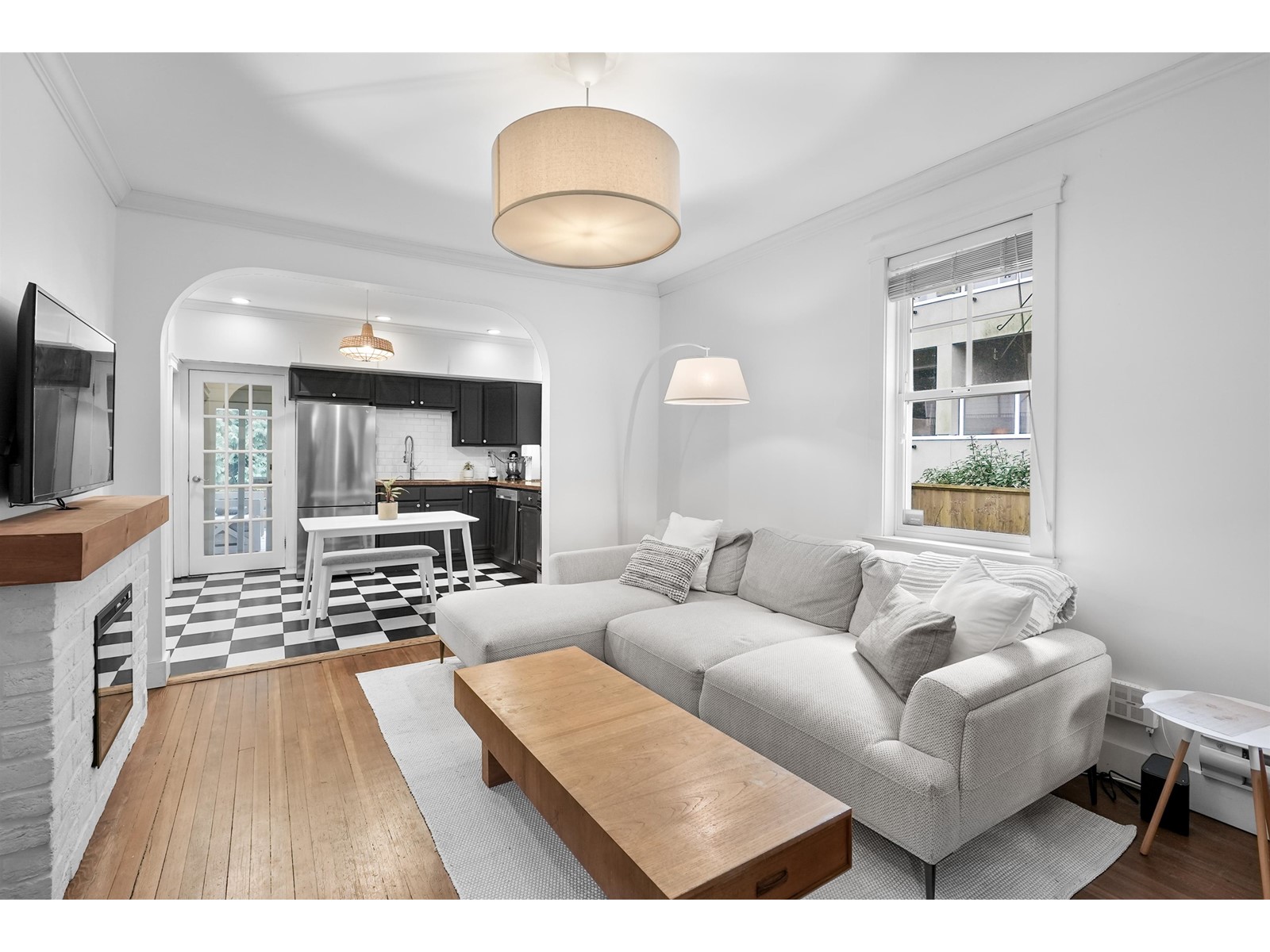 828 KENT STREET, White Rock real estate listing R2971553