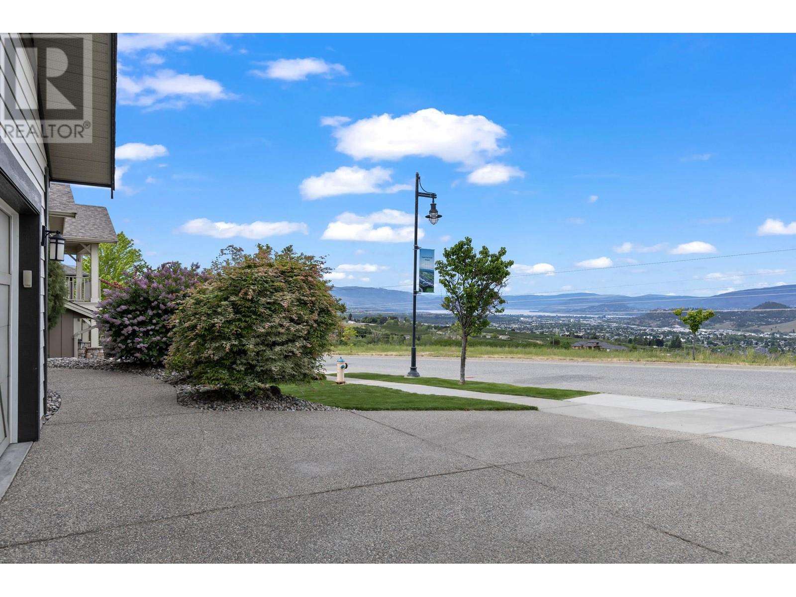  1585 Tower Ranch Boulevard, Kelowna