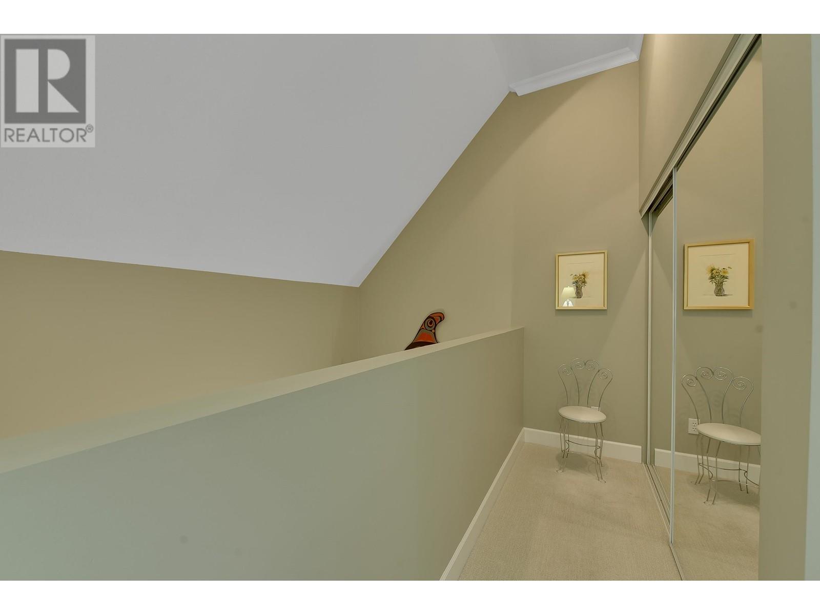 #319-1120 TSATSU SHORES Drive, Delta