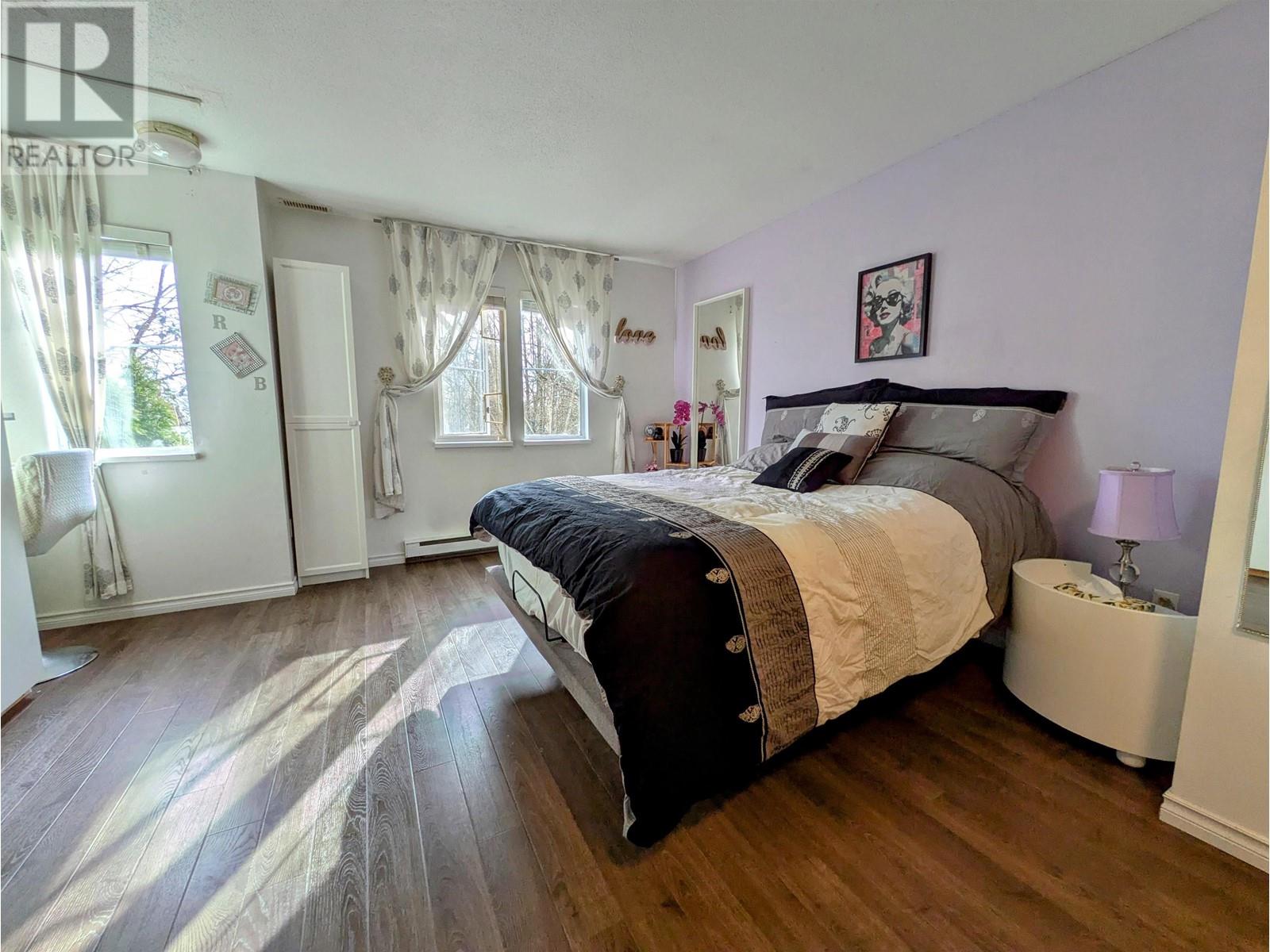 12 1200 BRUNETTE AVENUE, Coquitlam