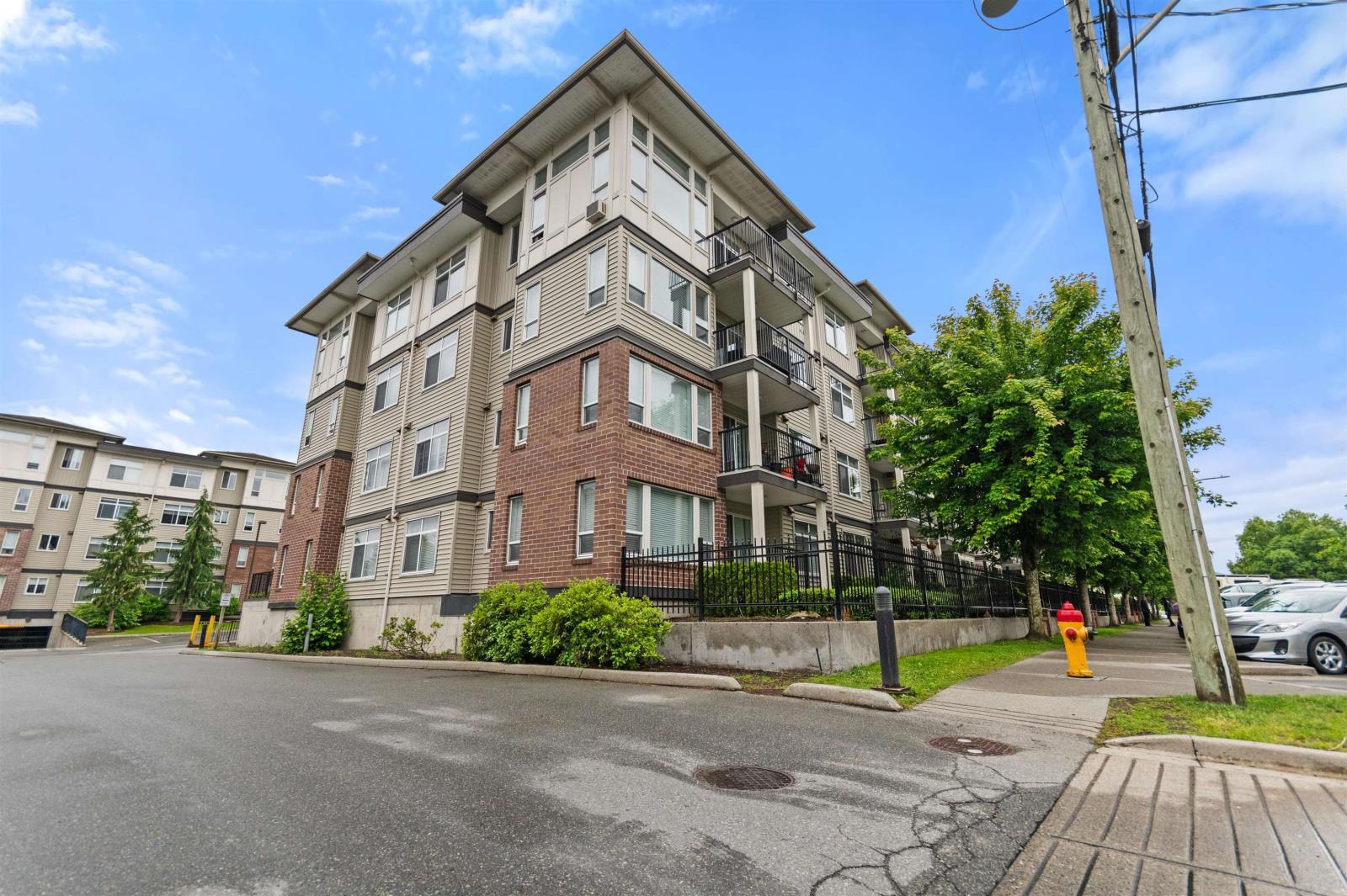 212 46150 BOLE AVENUE, Chilliwack Proper East, Chilliwack real estate listing for sale