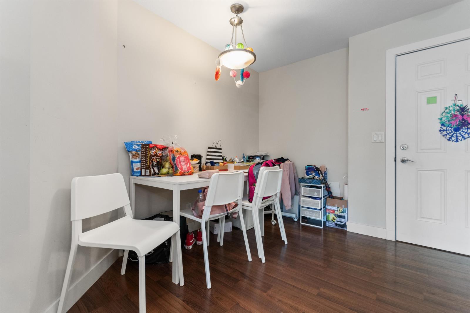 212 46150 BOLE AVENUE, Chilliwack Proper East, Chilliwack real estate listing R2967059