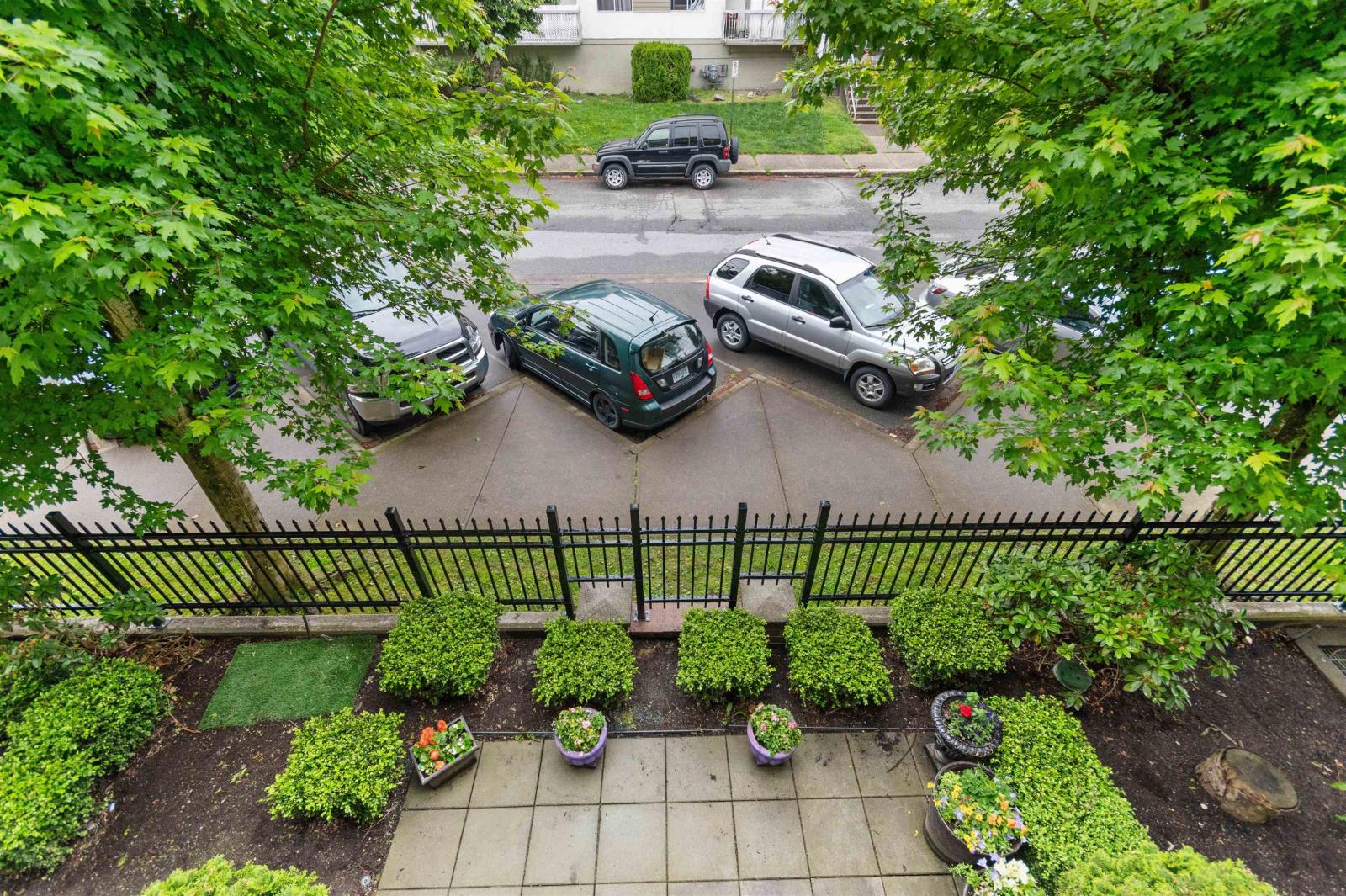 212 46150 BOLE AVENUE, Chilliwack Proper East, Chilliwack real estate listing R2967059