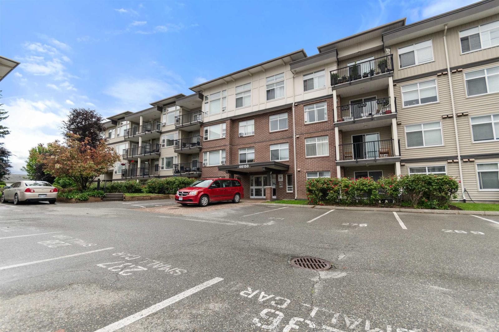 212 46150 BOLE AVENUE, Chilliwack Proper East, Chilliwack real estate listing R2967059