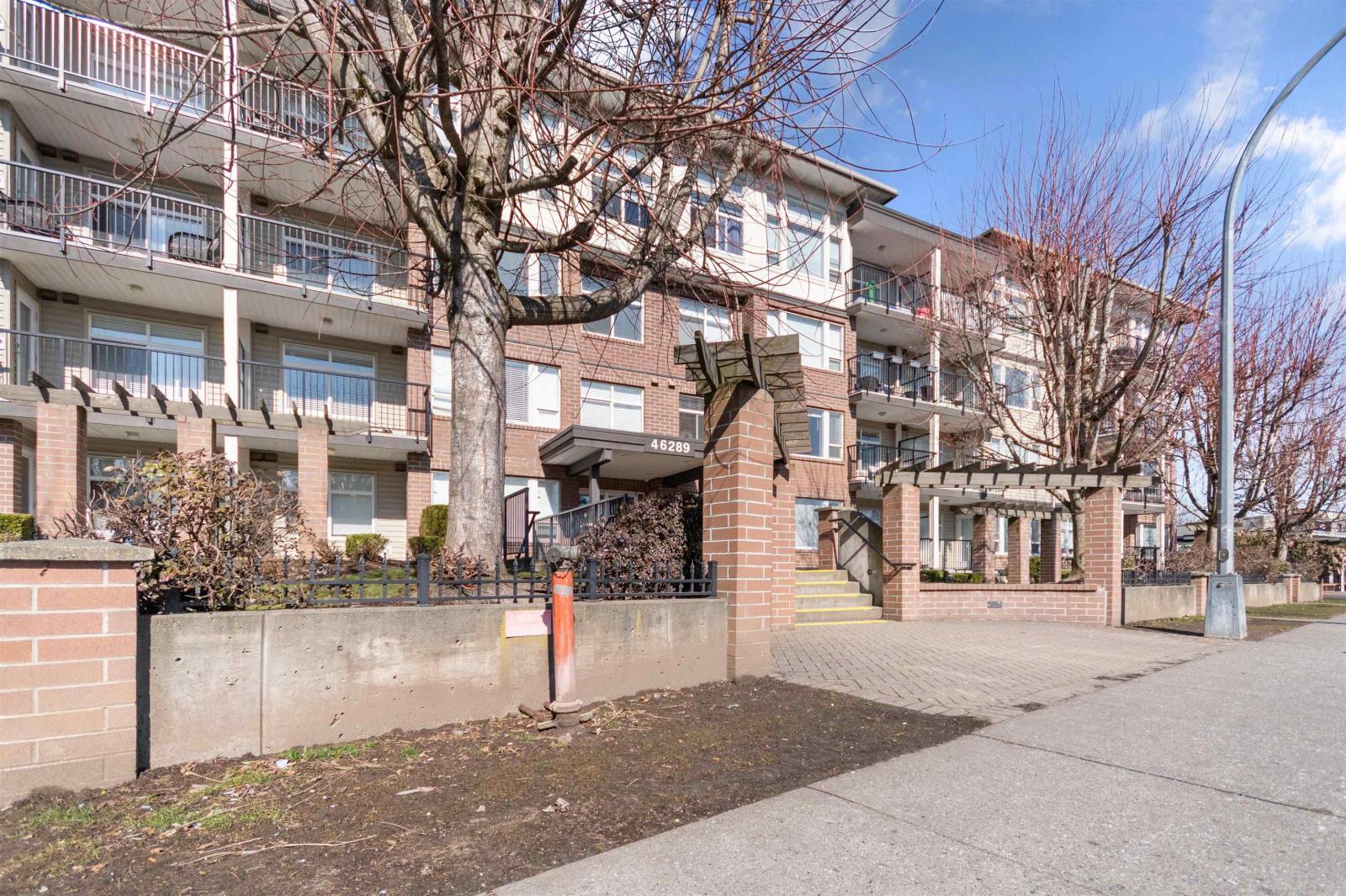 208 46289 YALE ROAD, Chilliwack Proper East, Chilliwack real estate listing for sale