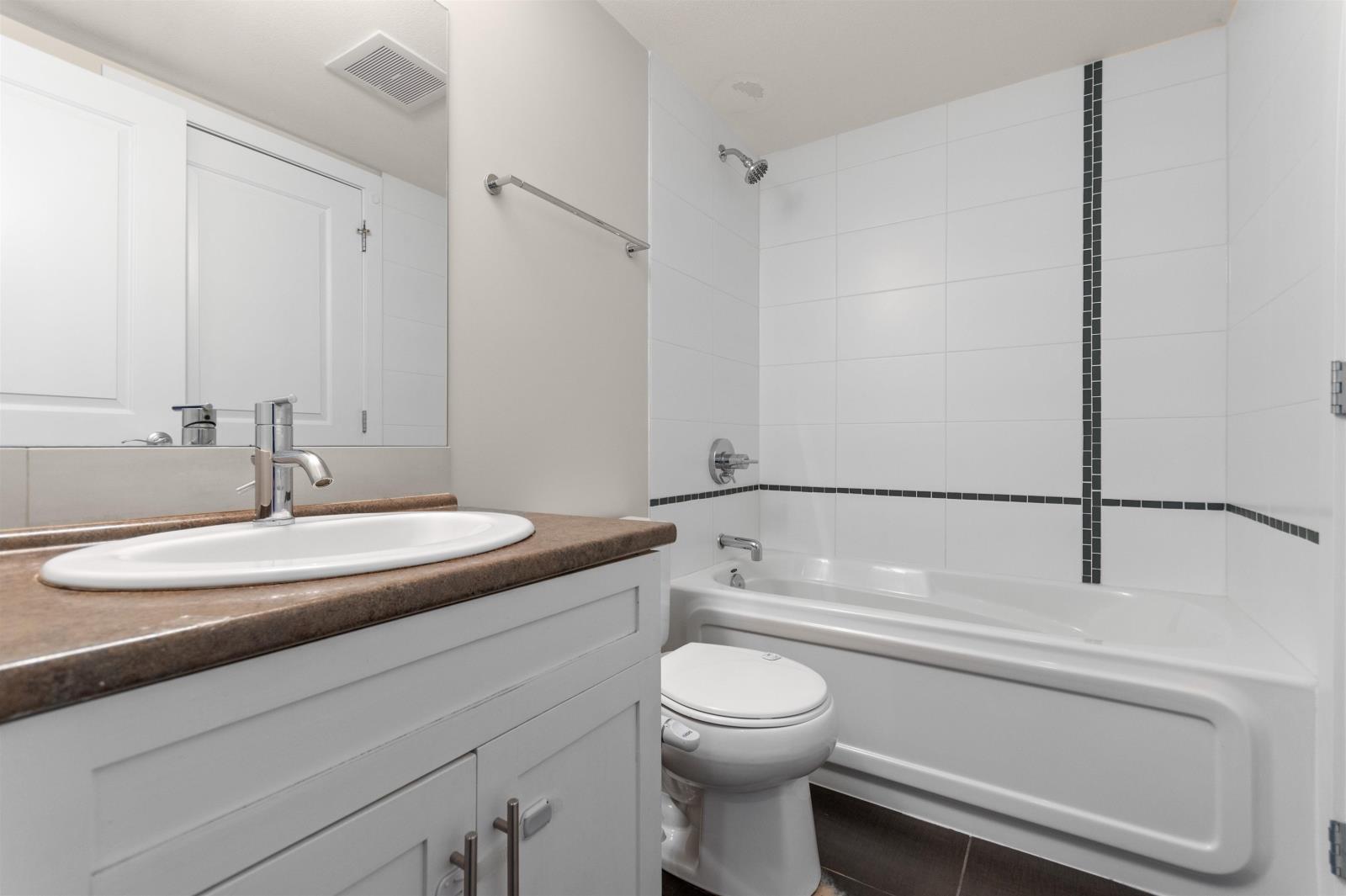 208 46289 YALE ROAD, Chilliwack Proper East, Chilliwack real estate listing R2966734