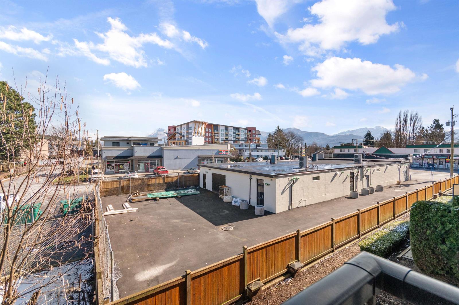 208 46289 YALE ROAD, Chilliwack Proper East, Chilliwack real estate listing R2966734