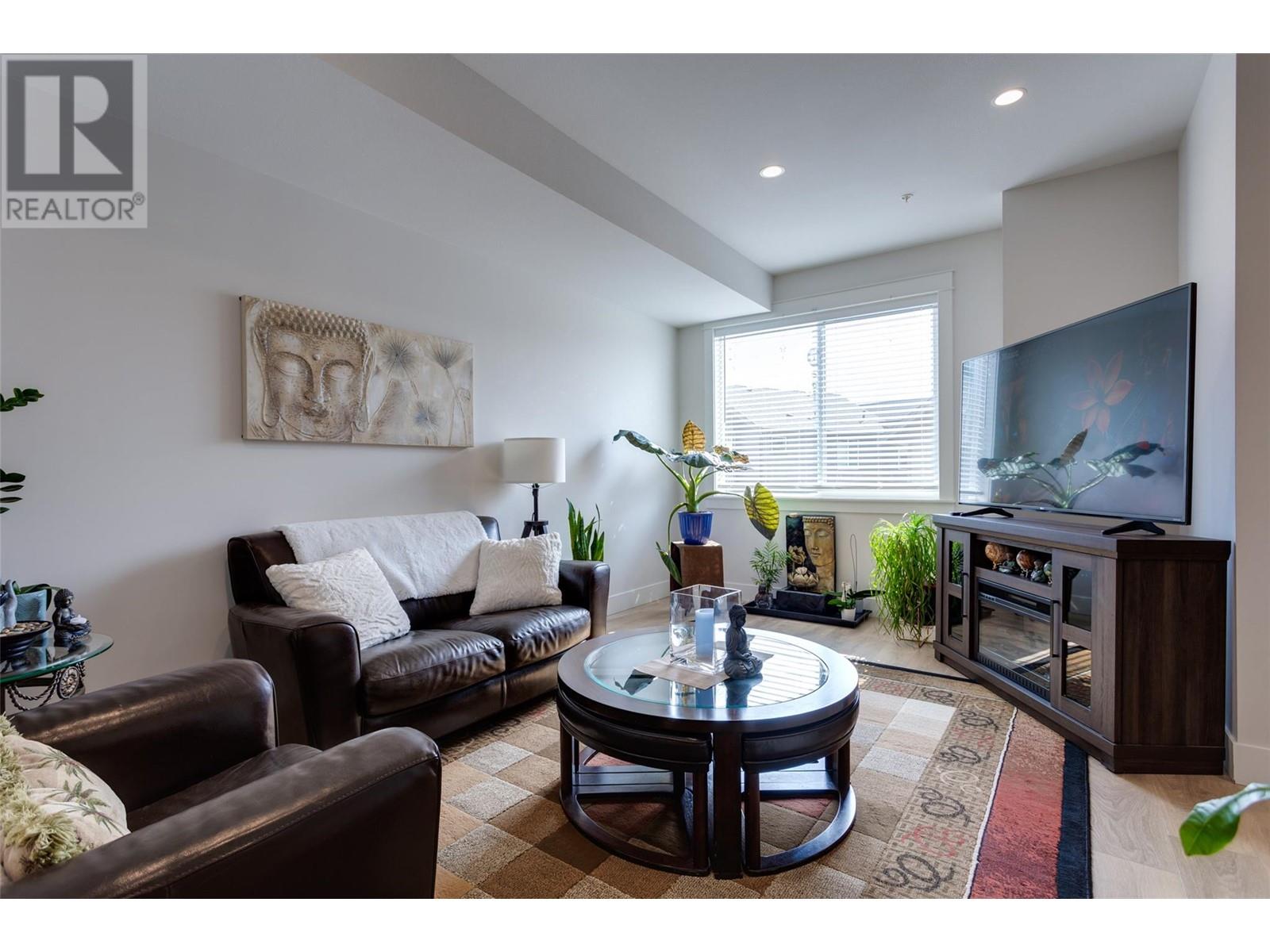 19 12840 Stillwater Court, Lake Country