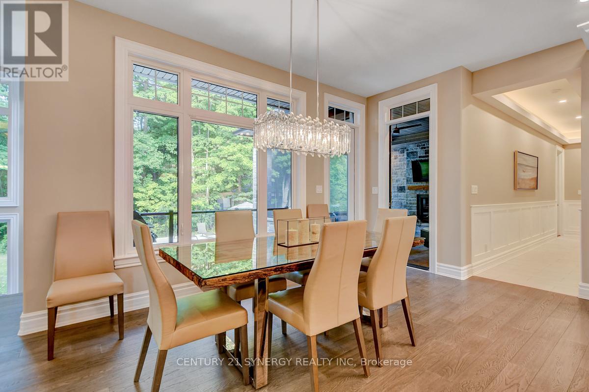Photo 8 of 1443 Duchess Crescent, Ottawa ON