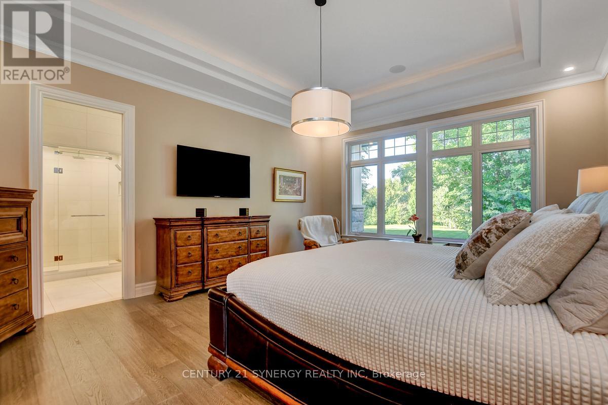 Photo 14 of 1443 Duchess Crescent, Ottawa ON