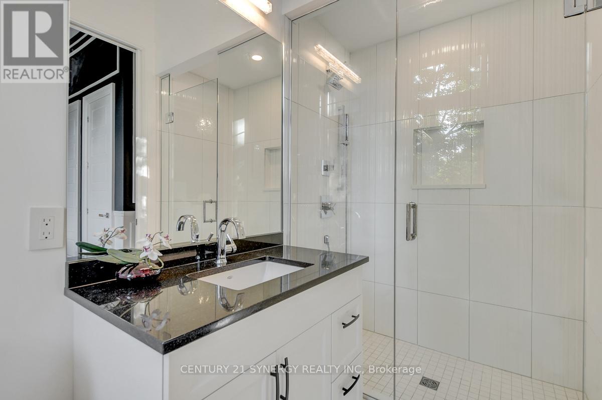 Photo 32 of 1443 Duchess Crescent, Ottawa ON